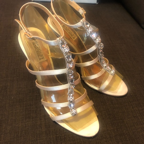 Elegant bejewelled dressy heels - Picture 7 of 8